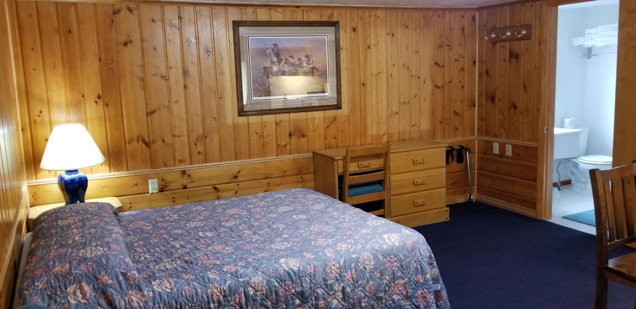 Westwood Motel West Yellowstone Exterior photo